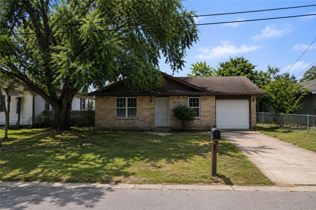 11711 Mallard Dr