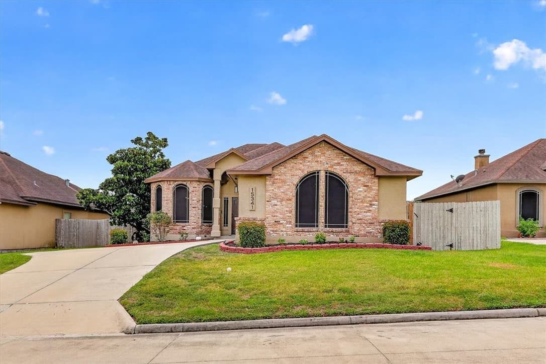 15341 Chianti Ln