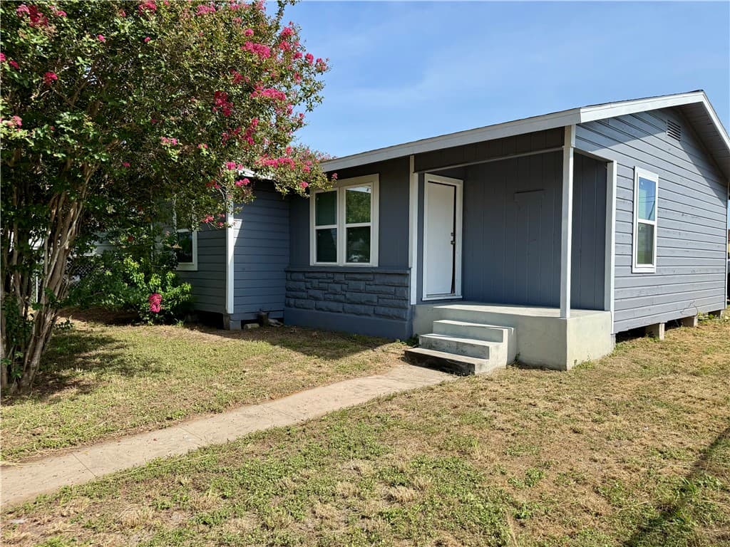 1002 Vernon Dr