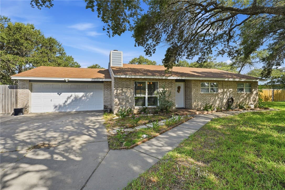 2571 Big Oak Ln
