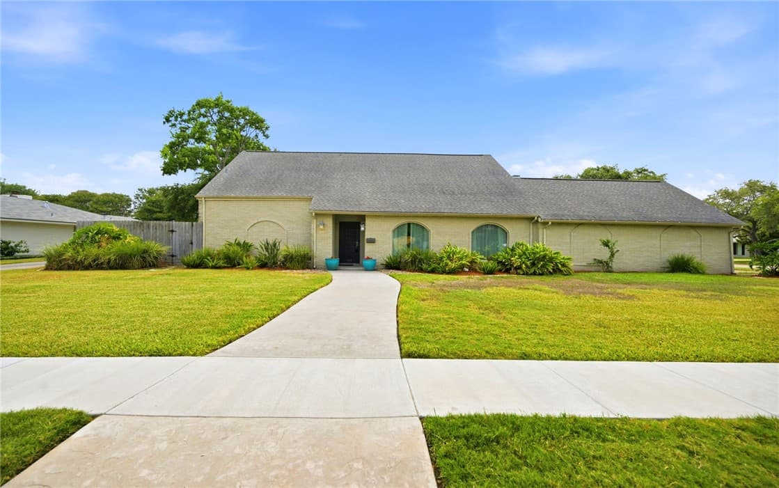 345 Cape Hatteras Dr