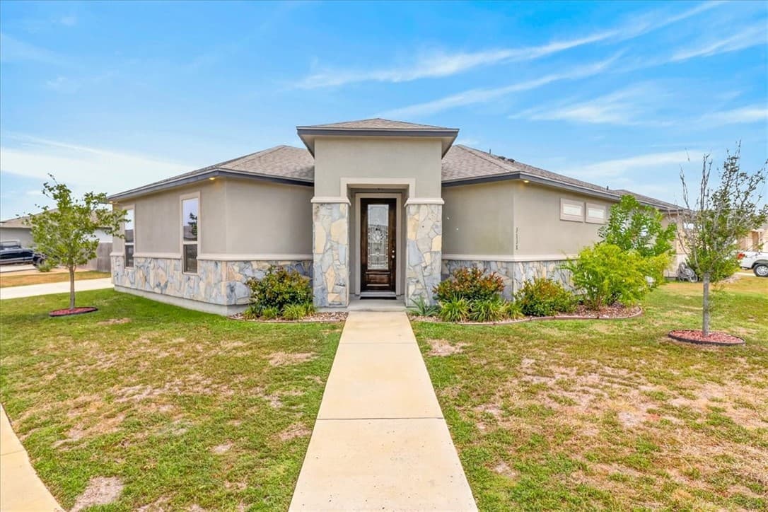Main property image