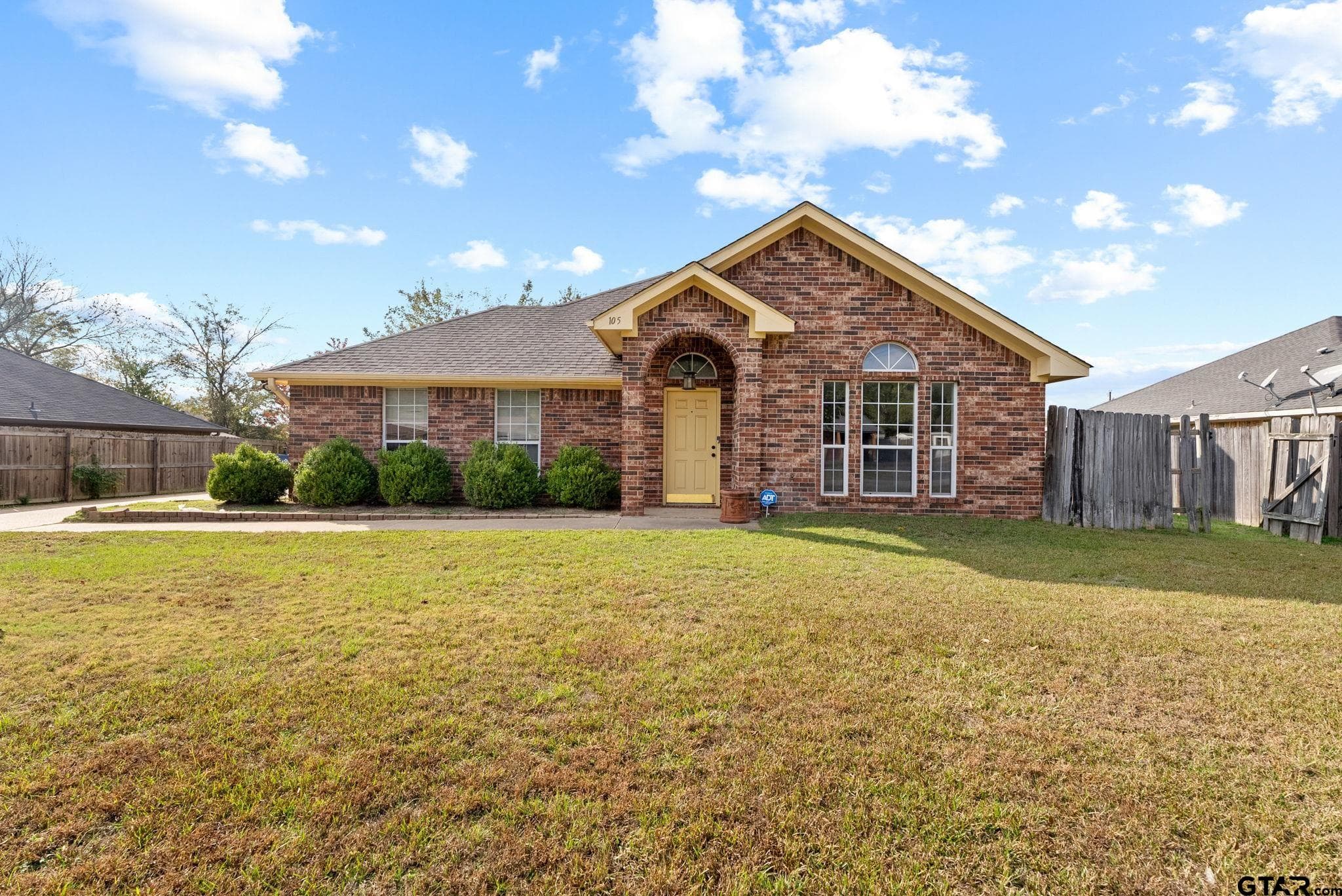 Main property image