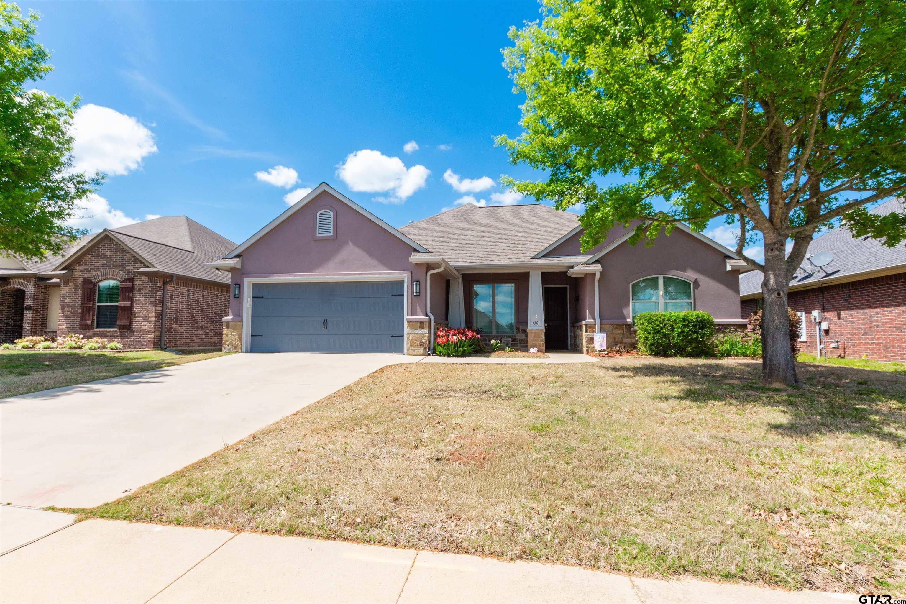 Main property image