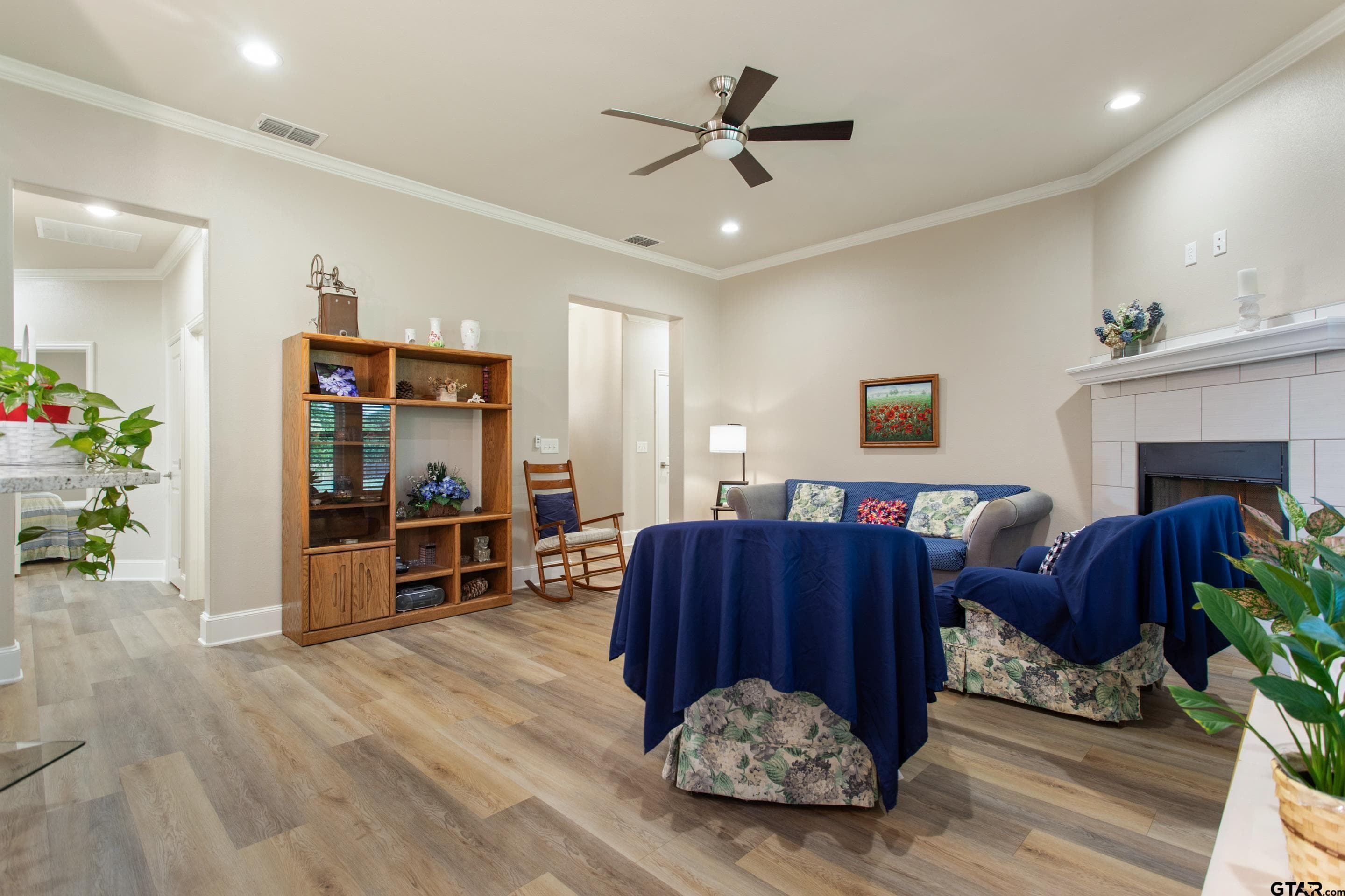 Gallery image 3
