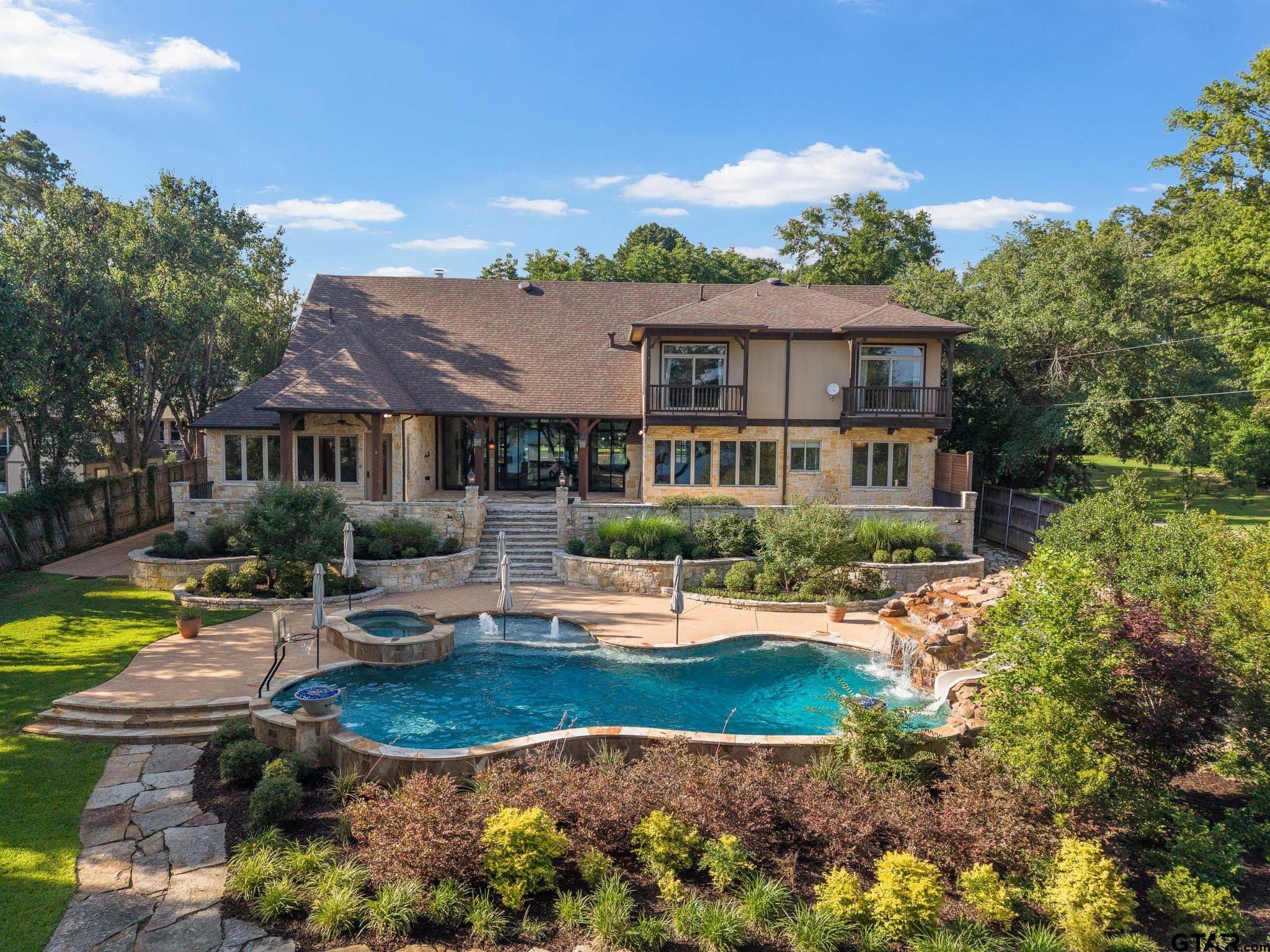 14079 W Peninsula Rd