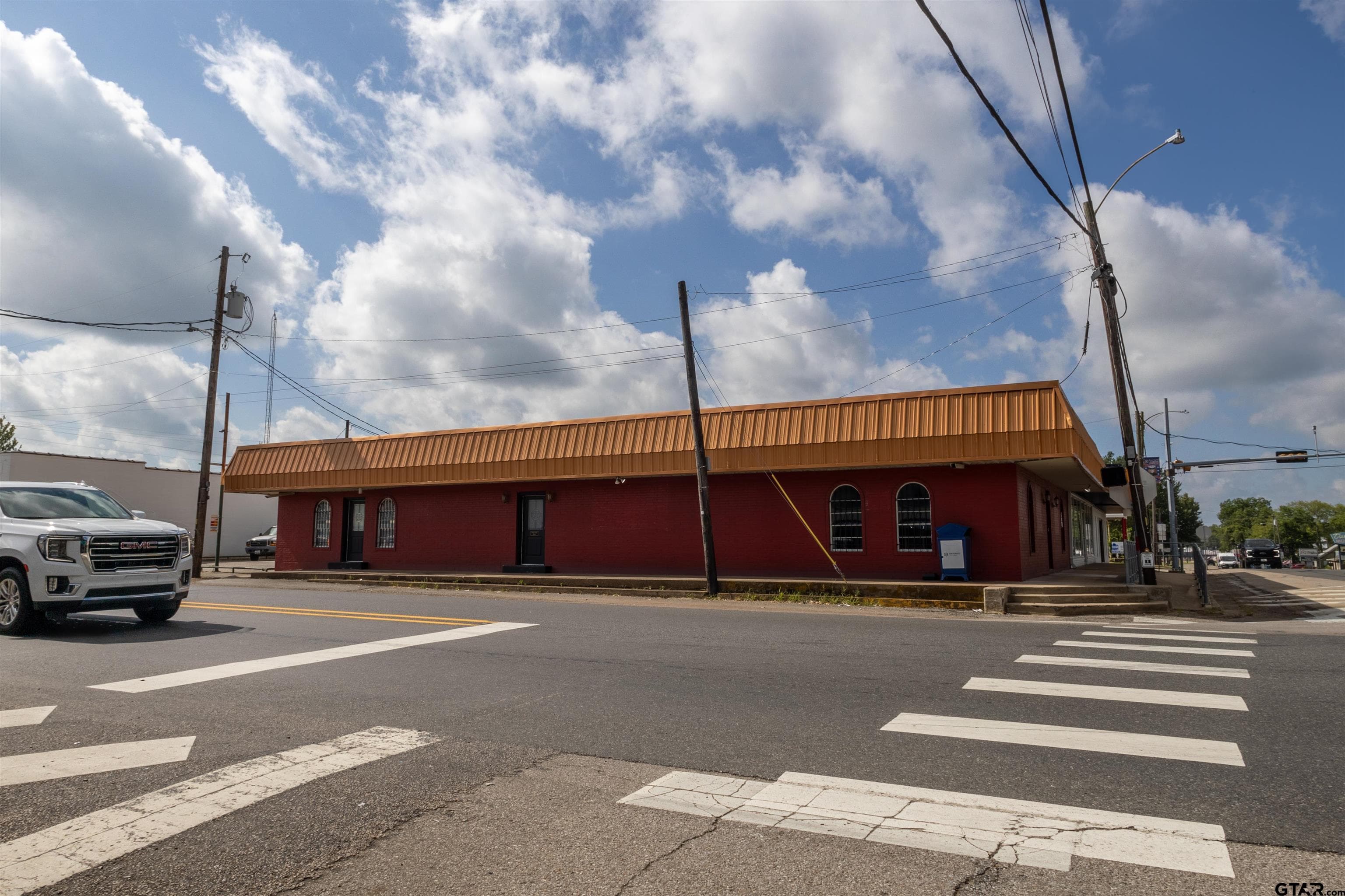 101 S Main St
