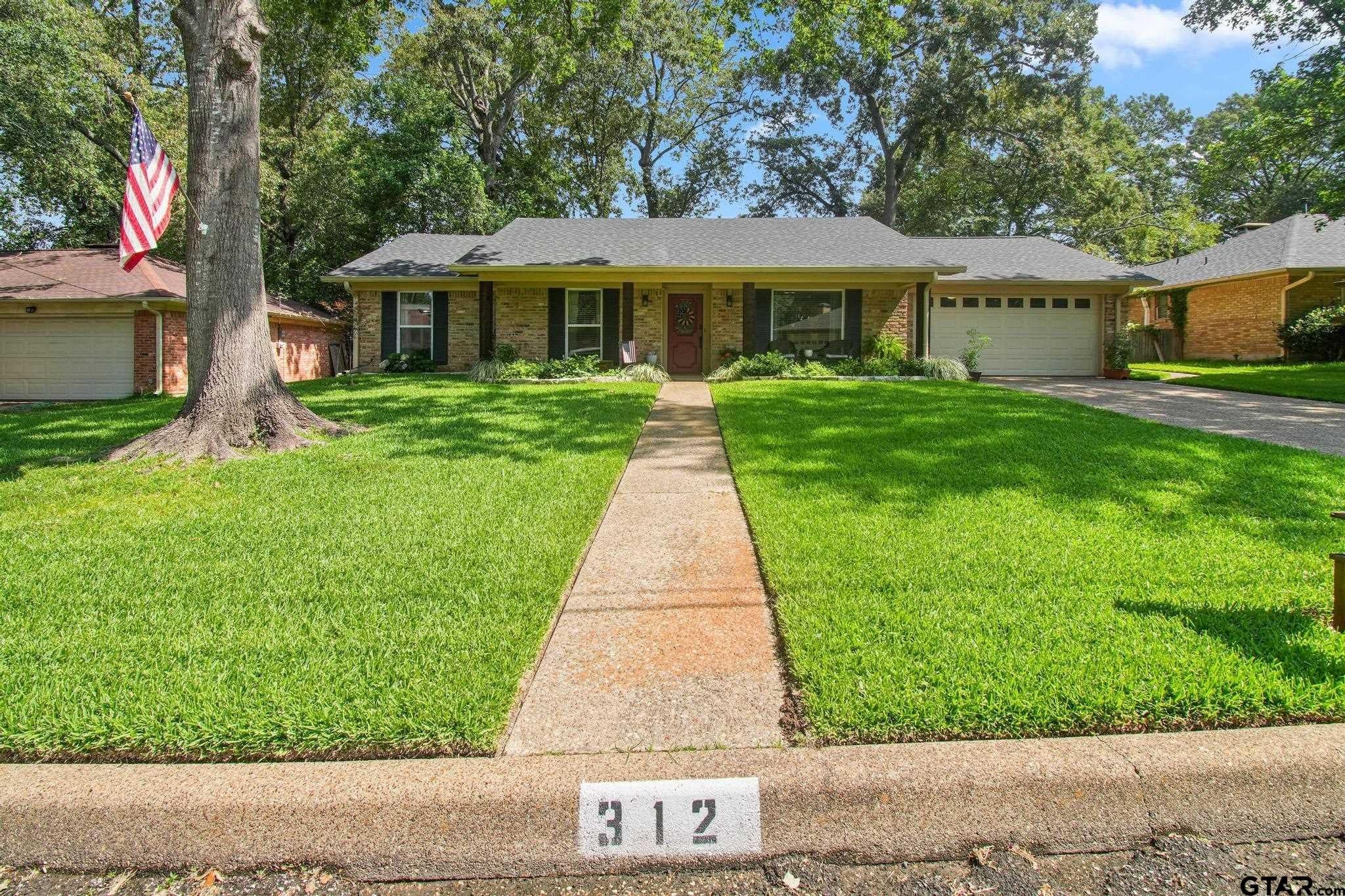 312 Clemson Dr