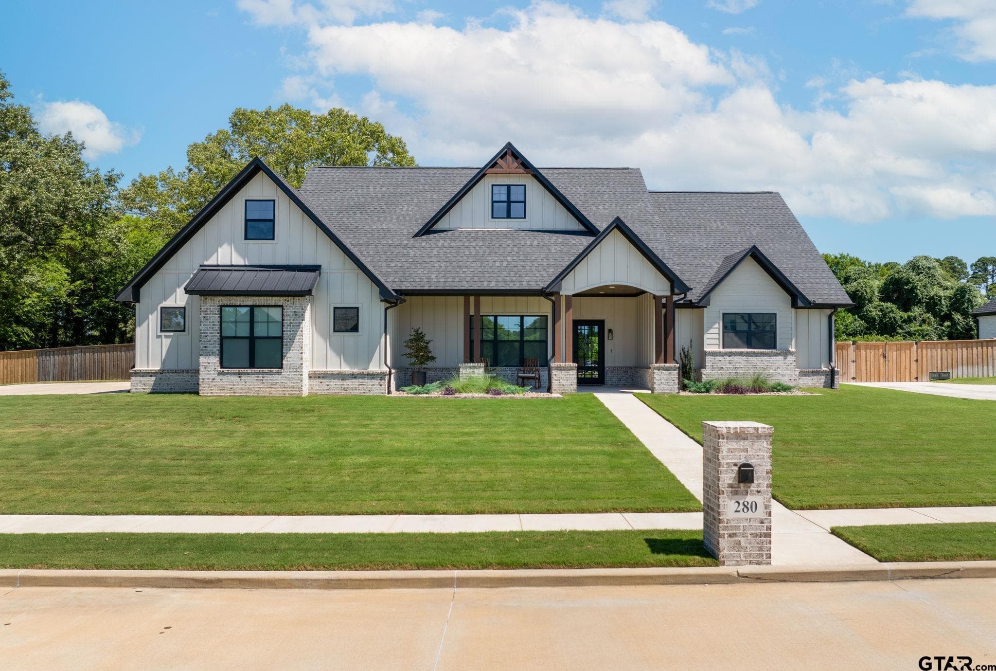 280 White-N-Gail Ln