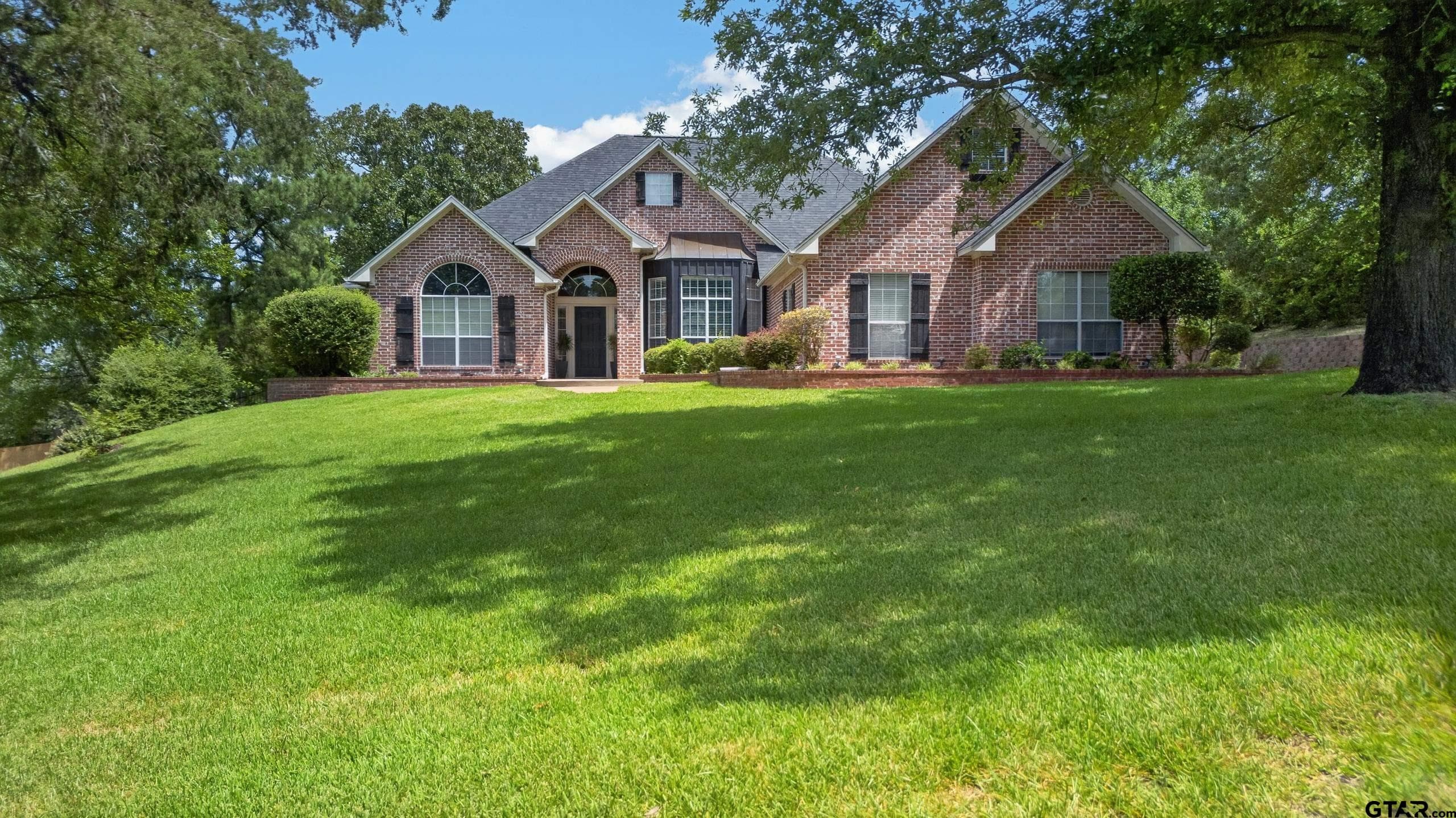 19640 Dove Ridge Ln
