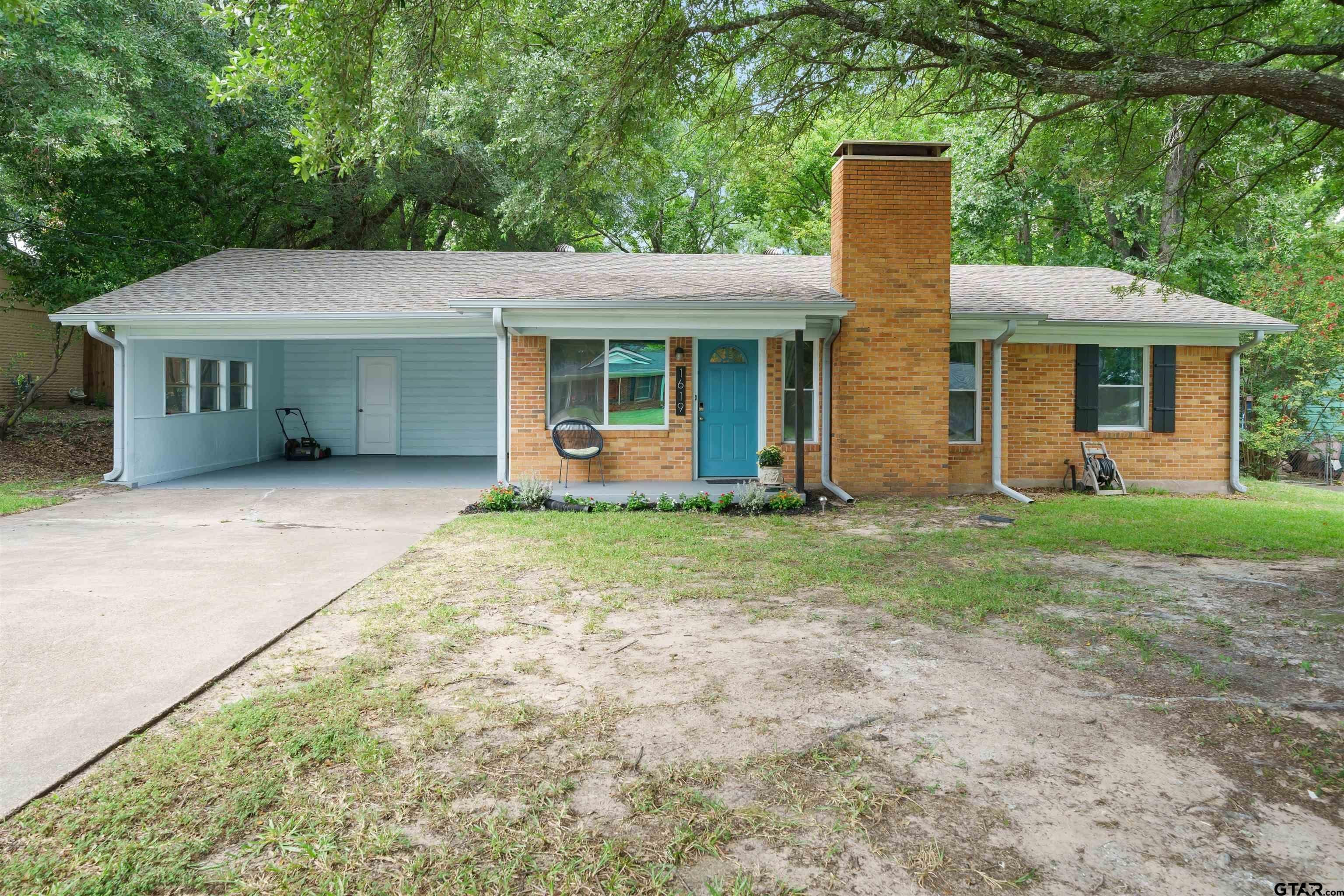 1619 Woodland Hills Dr