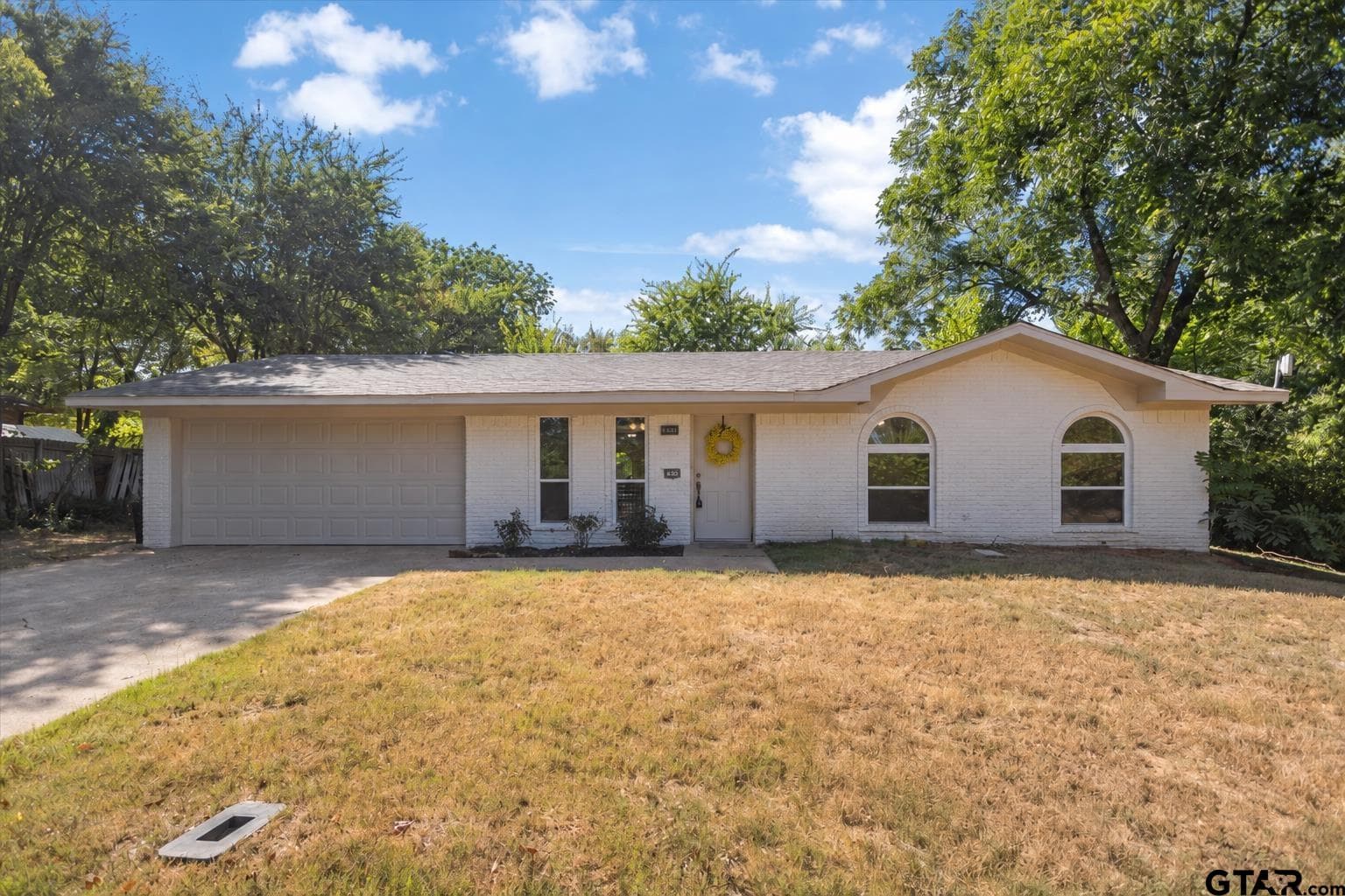 1315 Debbie Dr