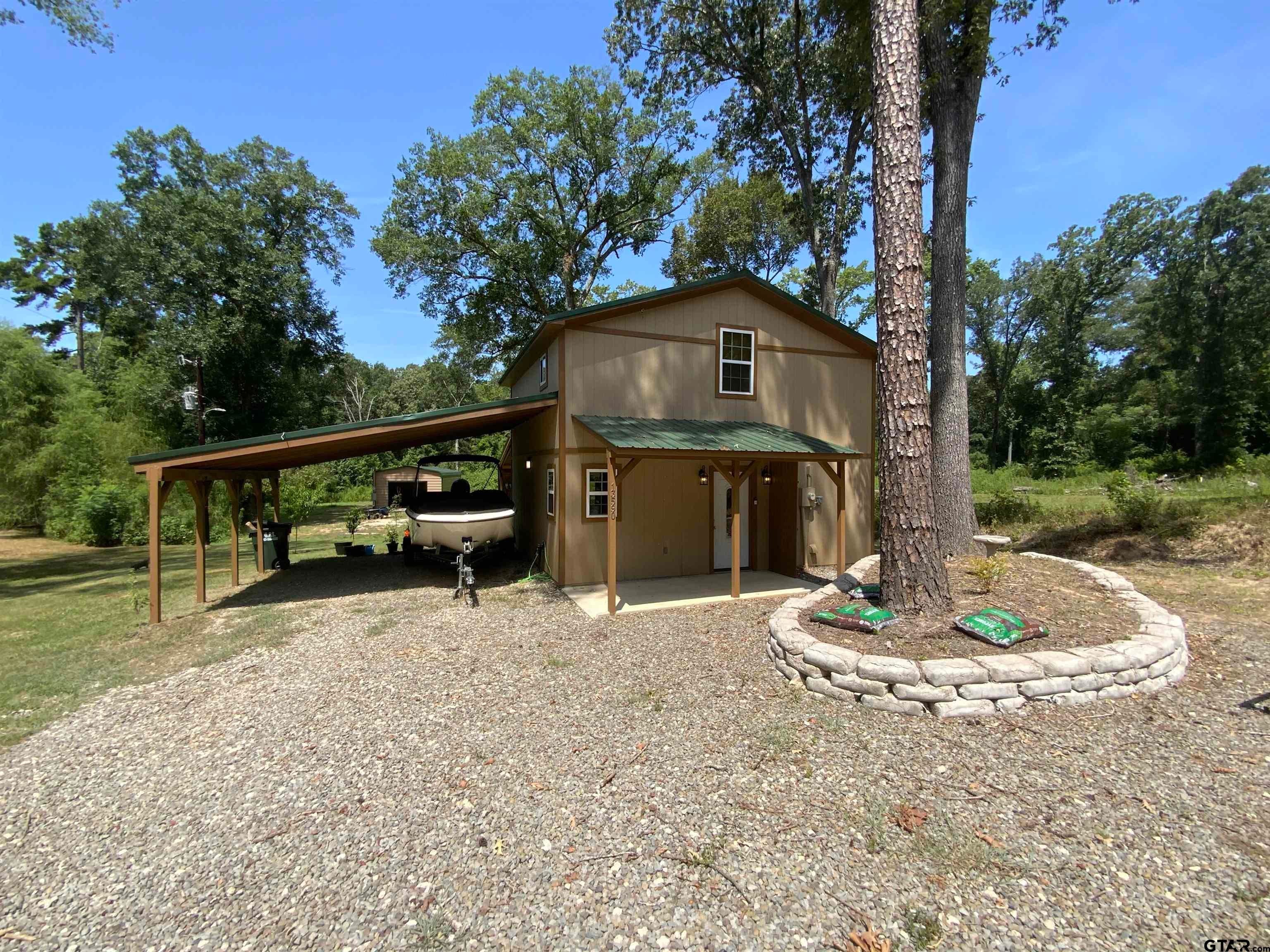 13590 Phoenix Dr