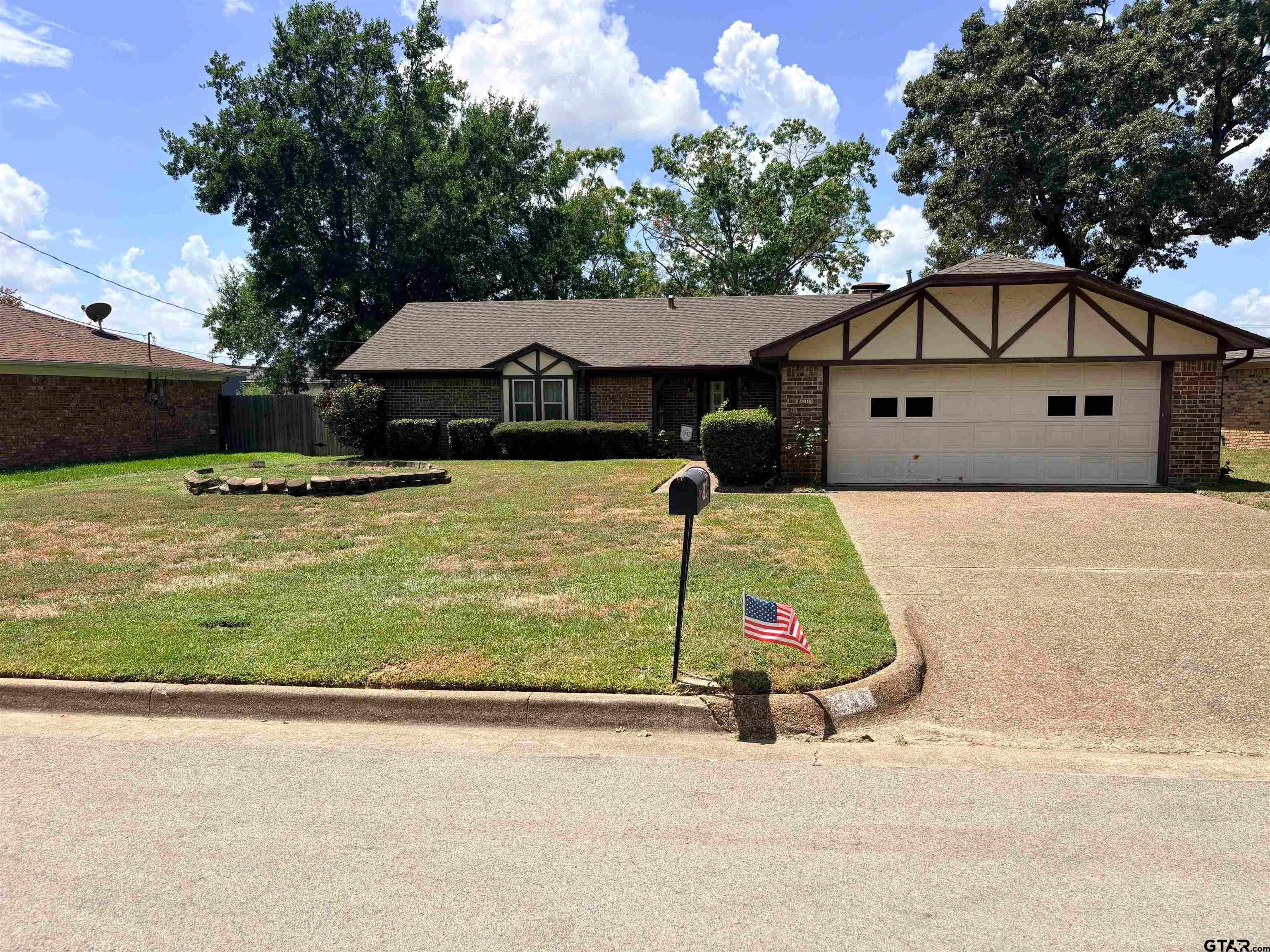 6813 Southplace Dr