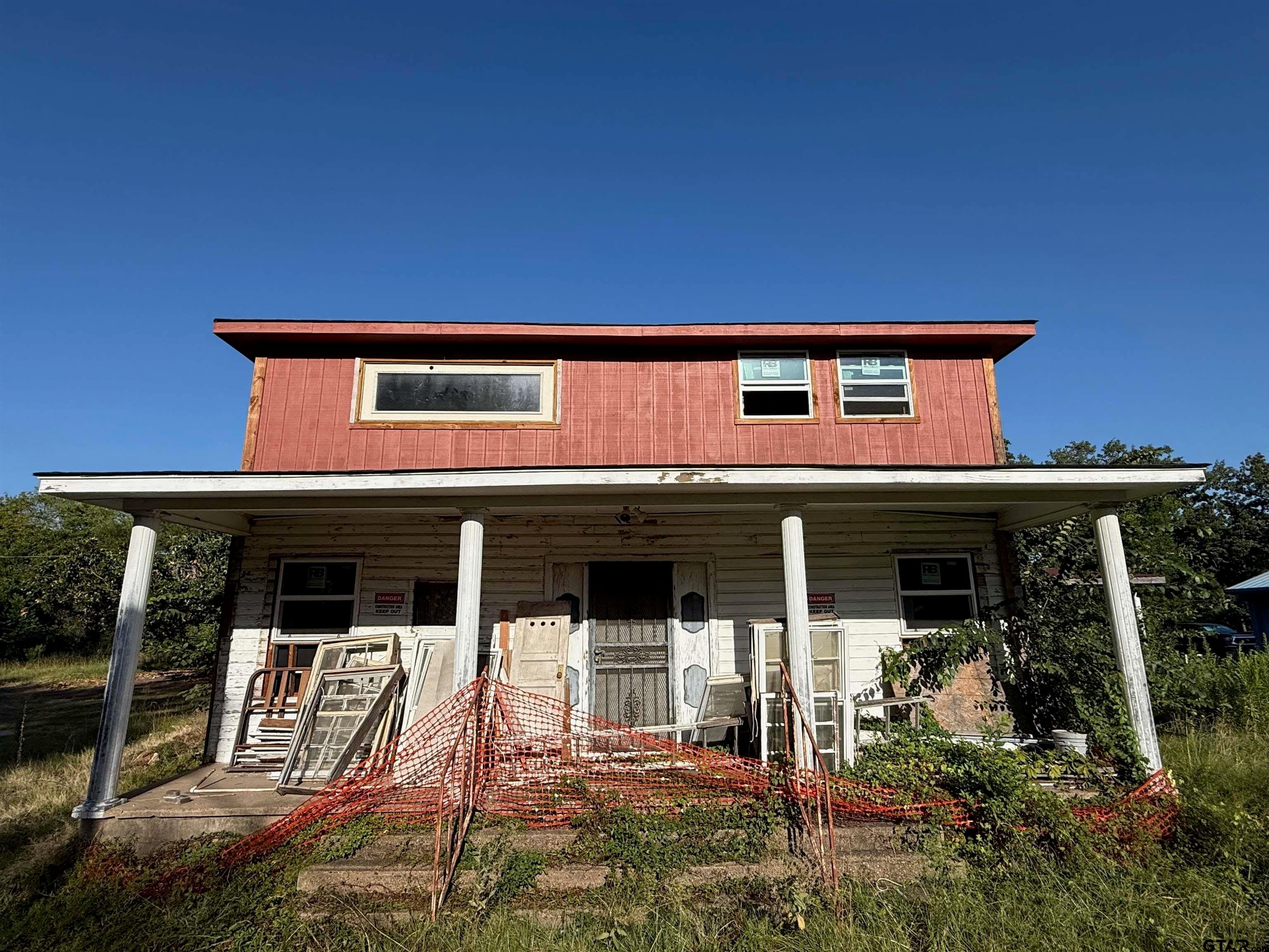 222 Clark St