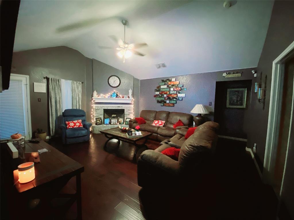 Gallery image 3