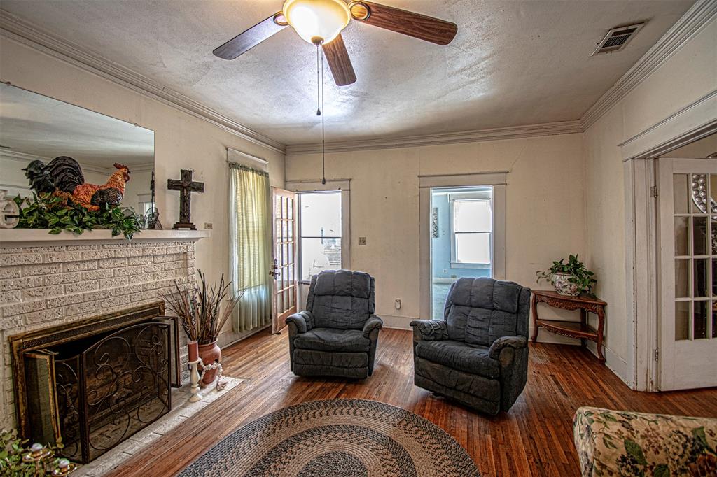 Gallery image 4