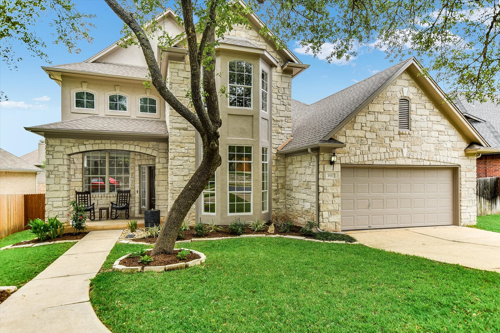 Main property image