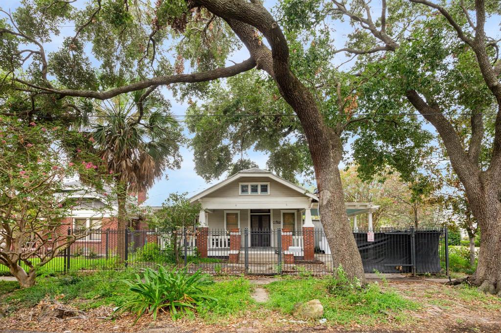 Main property image
