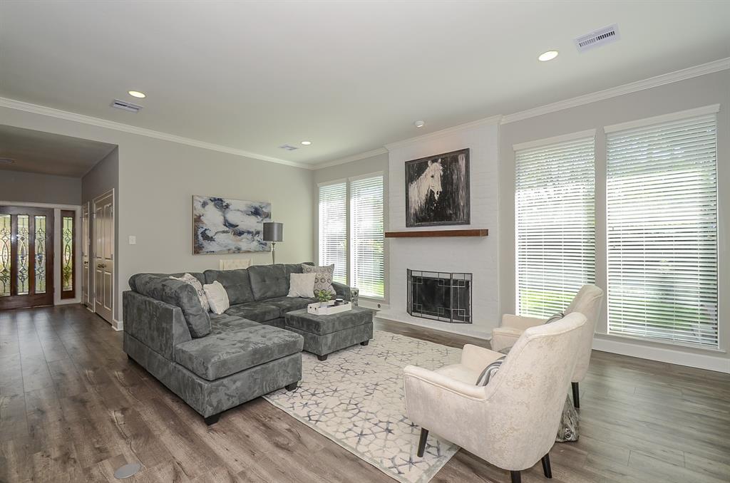 Main property image