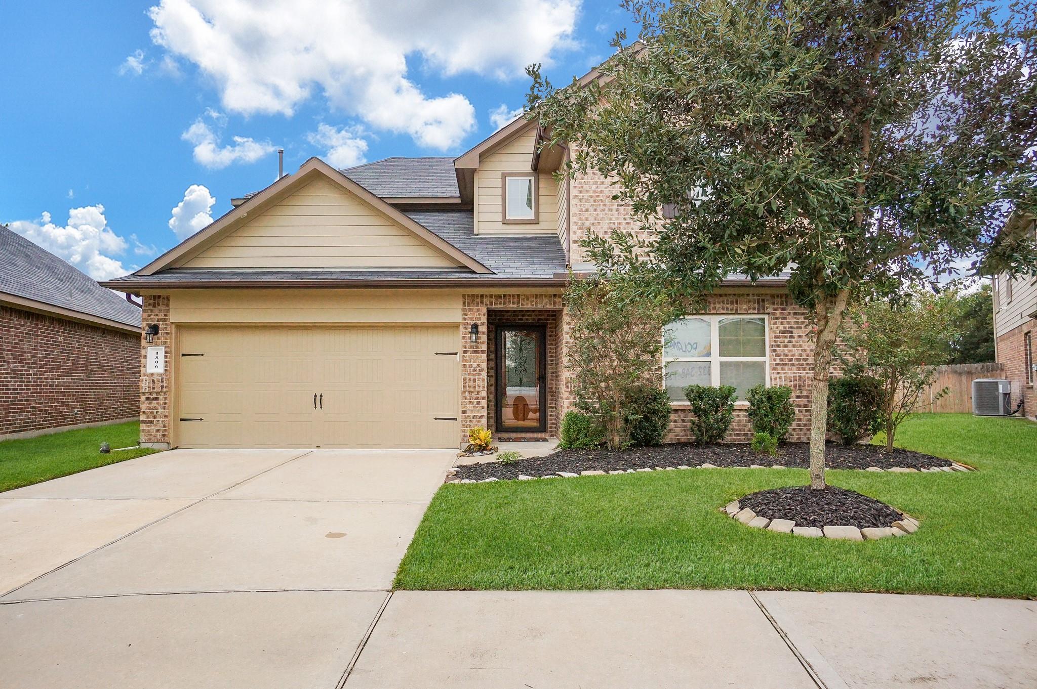 Main property image