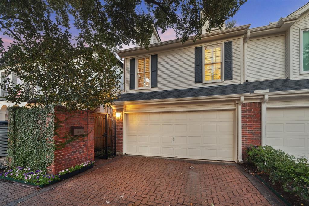 Main property image