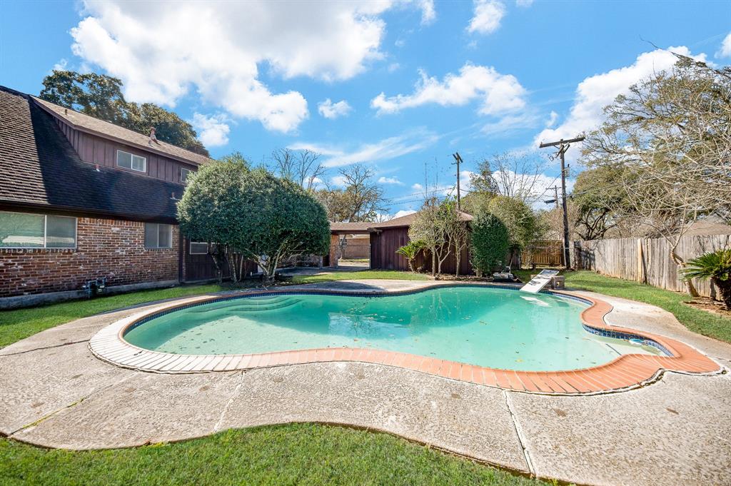 Main property image