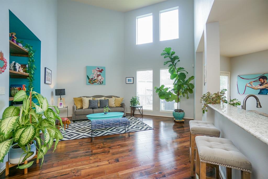 Main property image