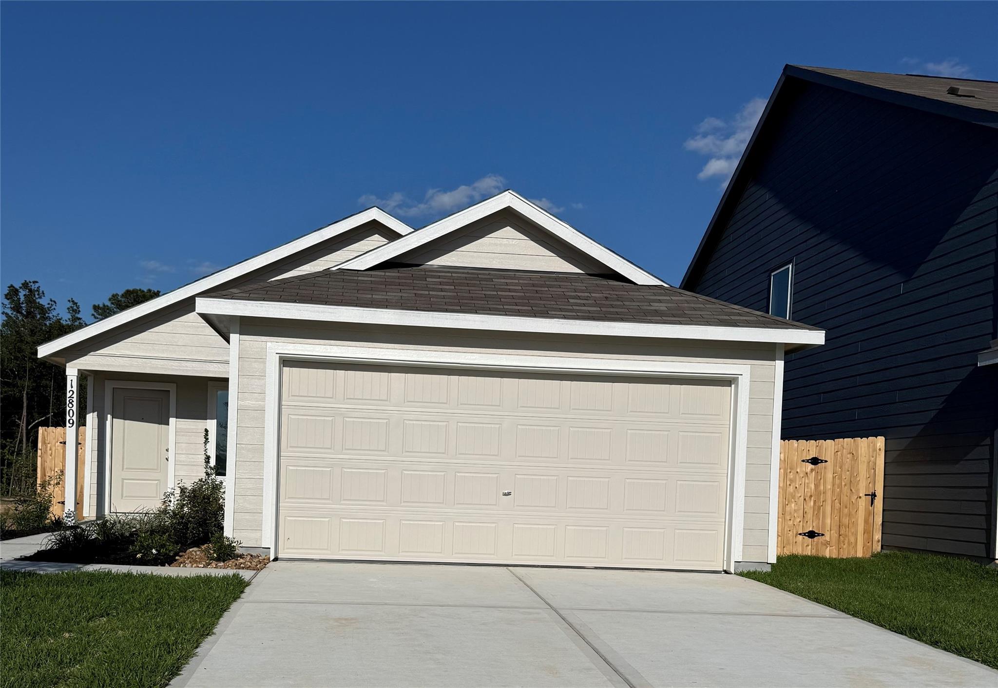 Main property image