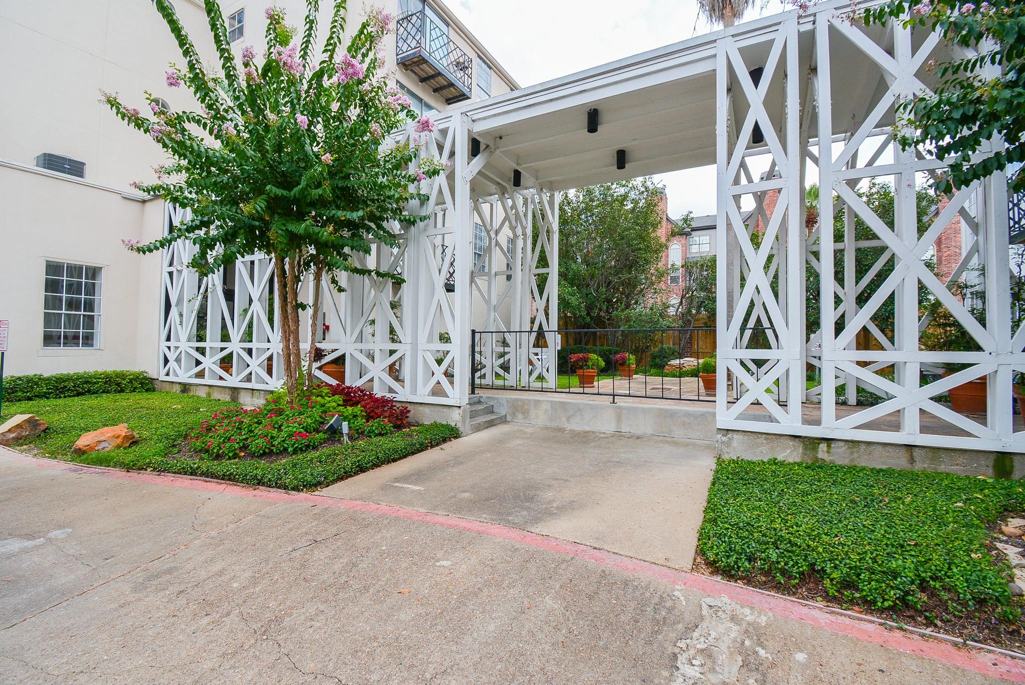 Main property image