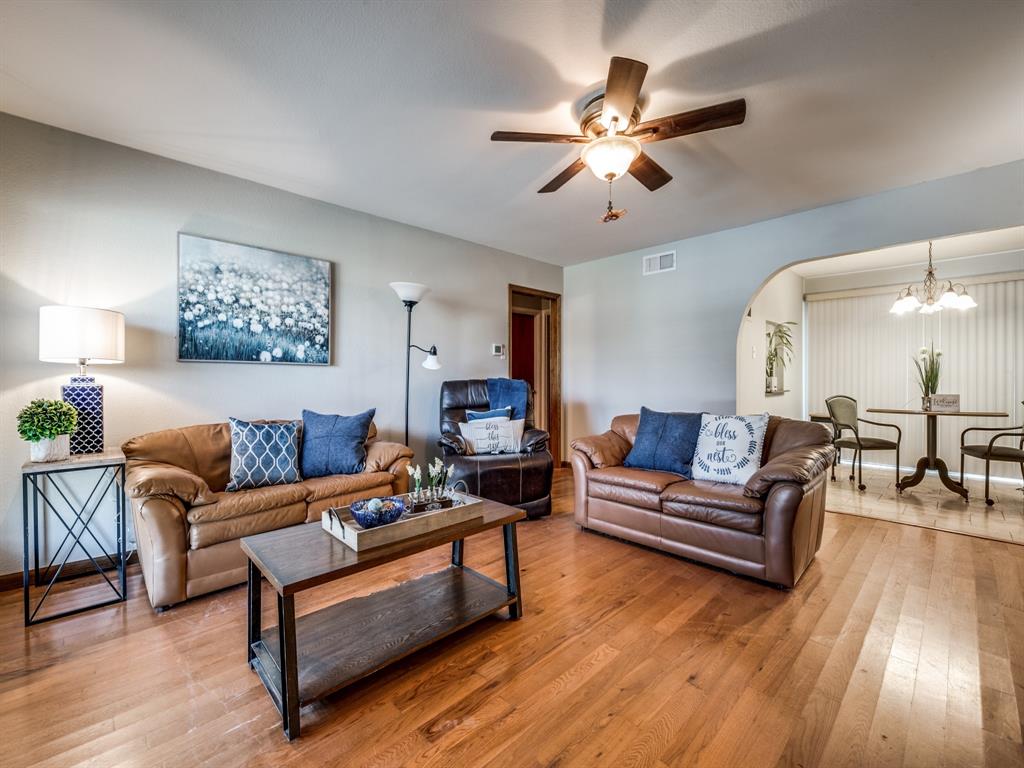 Main property image