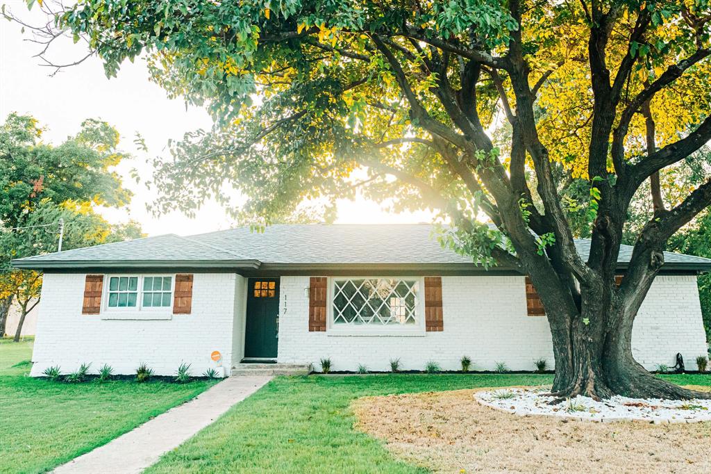 Main property image