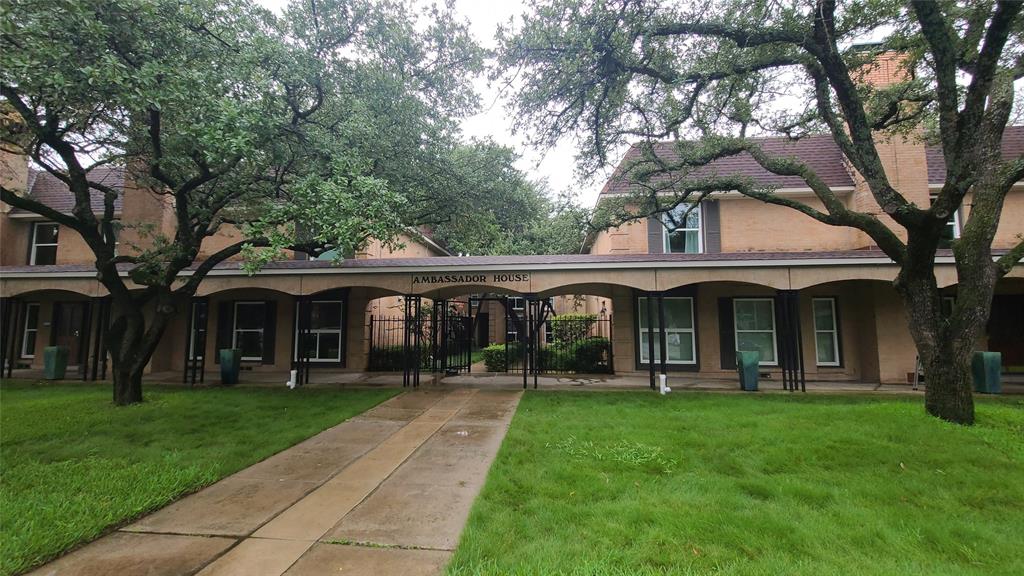 Main property image