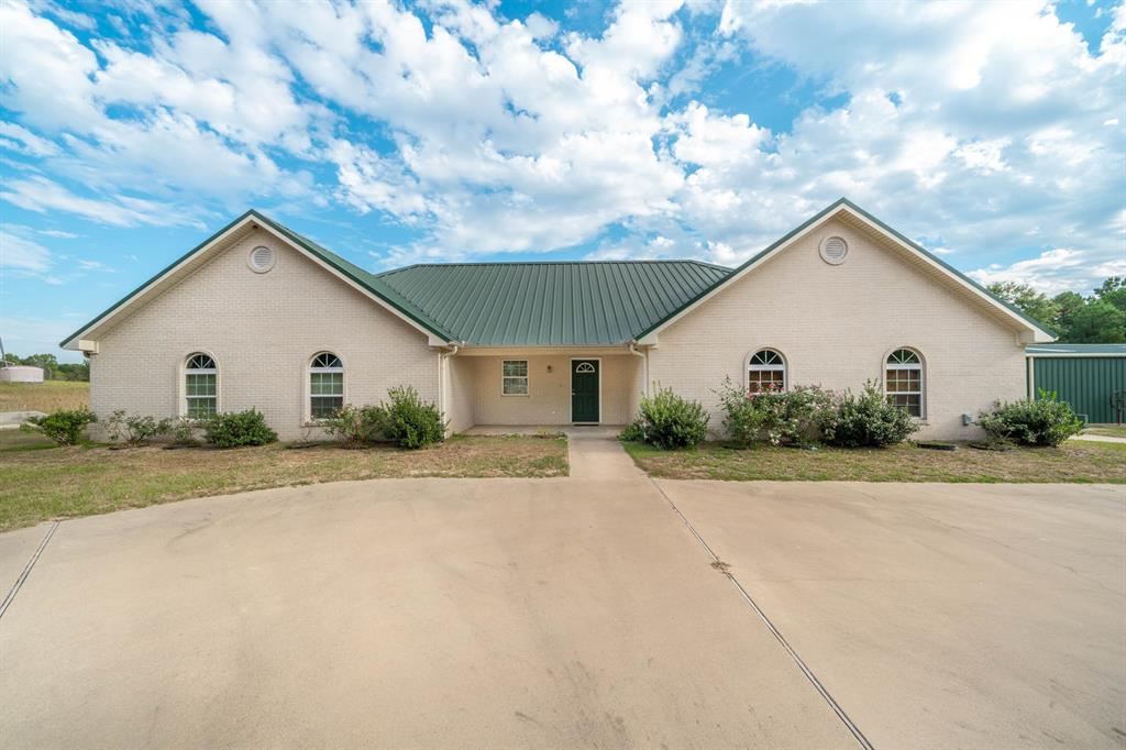 Main property image