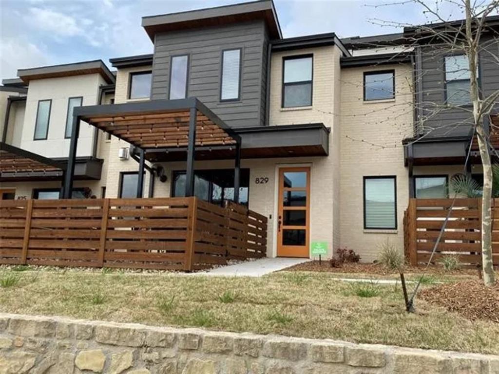 Main property image