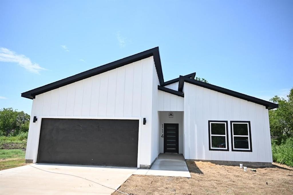 Main property image