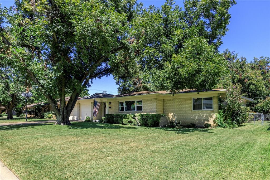 Main property image