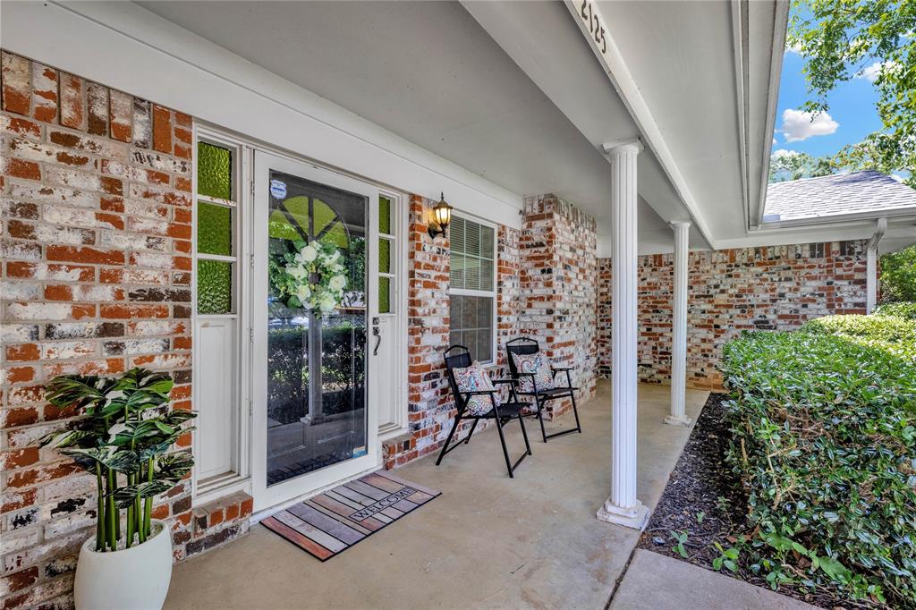 Main property image
