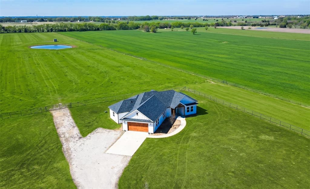 Main property image