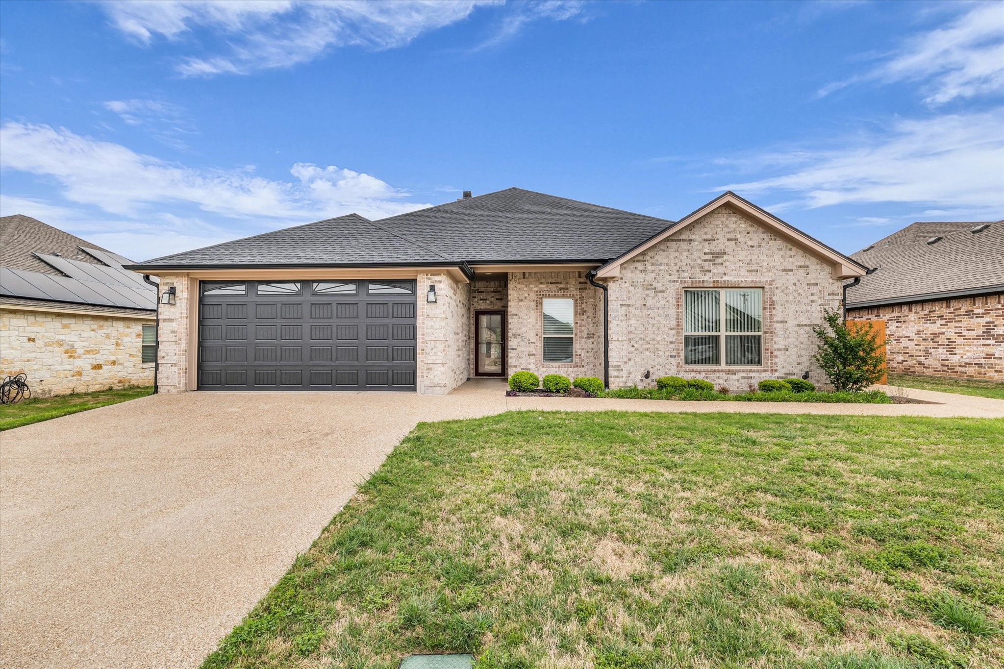 Main property image