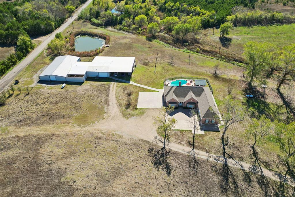 Main property image