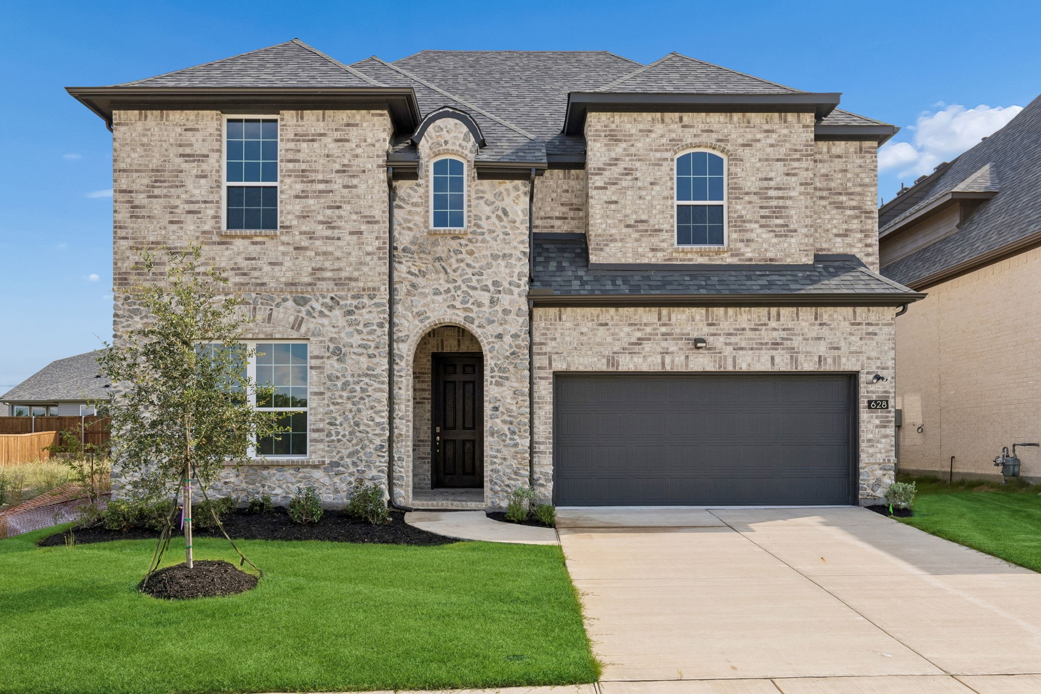 Main property image