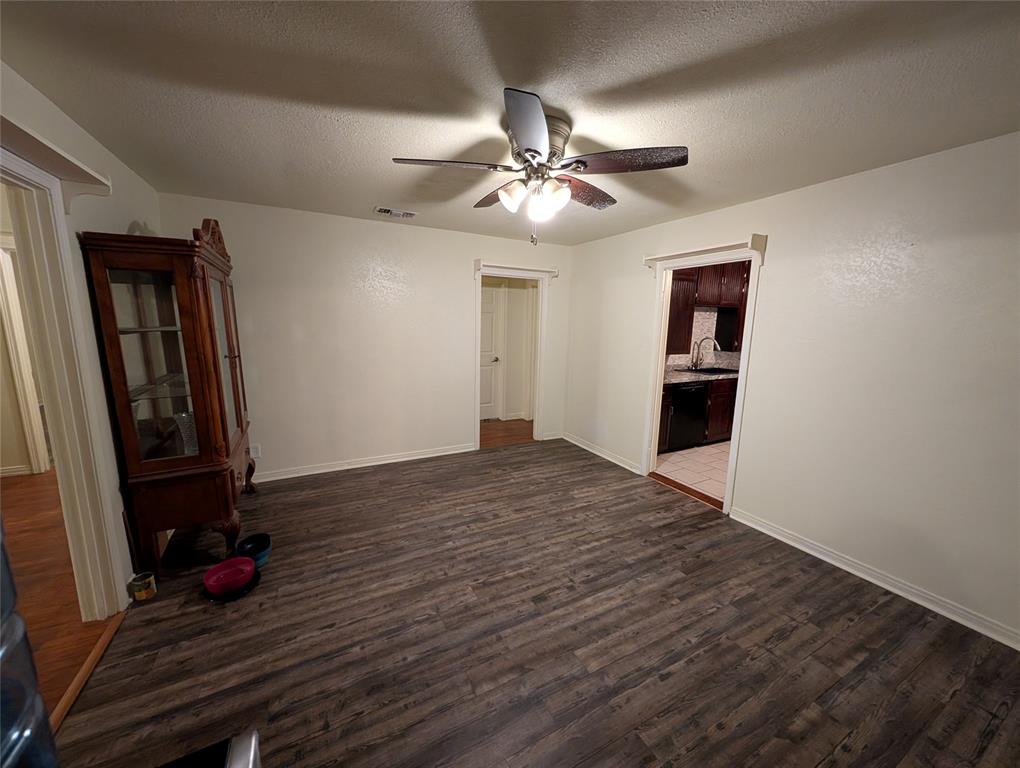 Main property image